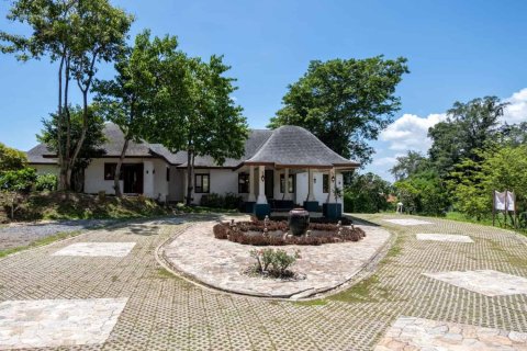 4 dormitorios House en Chiang Mai, Thailand No. 97936 11