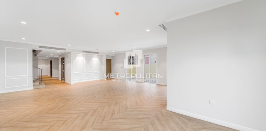 5 bedrooms Villa in Ba Trai, Vietnam No. 6615