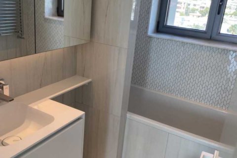 3 dormitorios Apartment en Limassol, Cyprus No. 84499 9