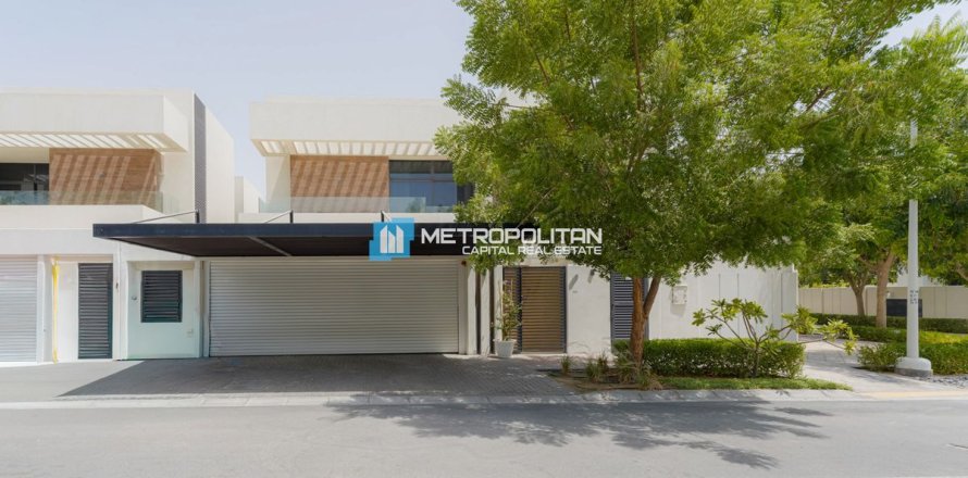 5 bedrooms Villa on the Yas Island, UAE No. 95615