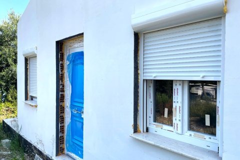 3 bedrooms House in Corfu, Greece No. 54312 9