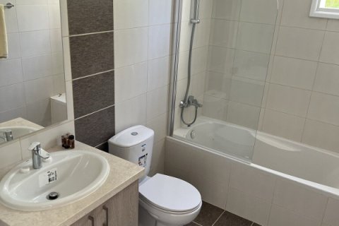 4 rooms Villa in Paphos, Cyprus No. 107115 10