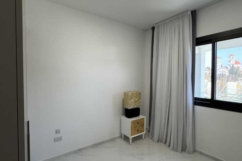 2 bedrooms Apartment in Germasogeia, Cyprus No. 81823 7