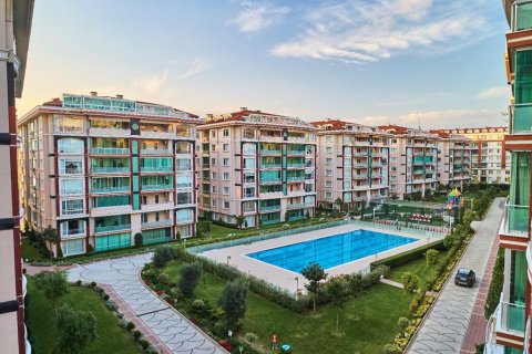3 dormitorios Apartment en Küçükçekmece, Turkey No. 13554