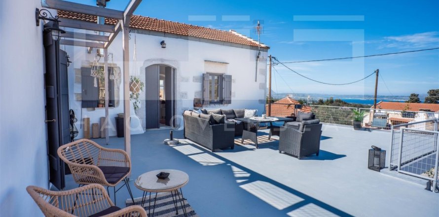 4 bedrooms Villa in Crete, Greece No. 24430