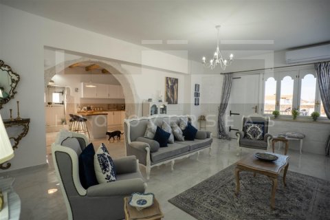 4 bedrooms Villa in Crete, Greece No. 24430 28