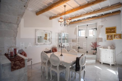 4 bedrooms Villa in Crete, Greece No. 24430 4