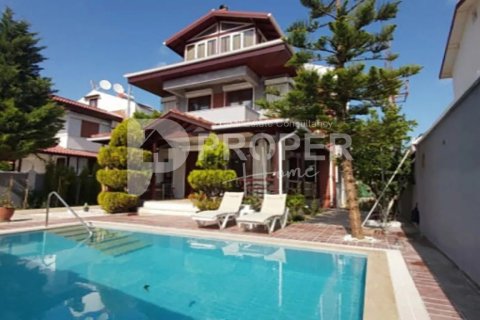 5 rooms Villa in Tan Xuan, Vietnam No. 11530 1