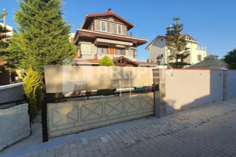 5 rooms Villa in Tan Xuan, Vietnam No. 11530 16