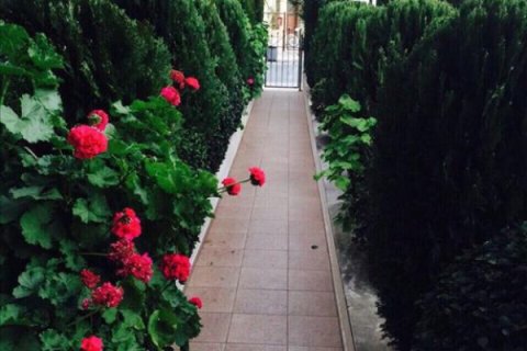 4 bedrooms Villa in Limassol, Cyprus No. 105844 12