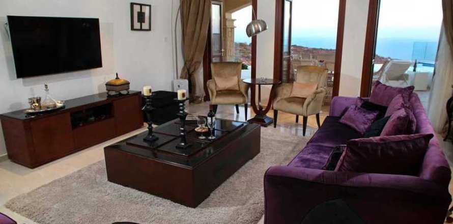 4 dormitorios Villa en Kouklia, Cyprus No. 39482