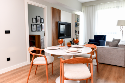 Квартира с 2 спальнями в Стамбул, Турция №15756