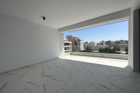 2 bedrooms Apartment in Limassol, Cyprus No. 70830 7