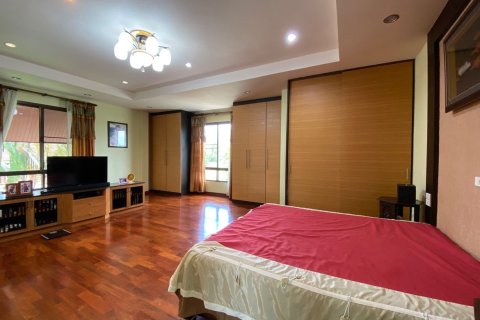 6 bedrooms House in Chiang Mai, Thailand No. 2584 18