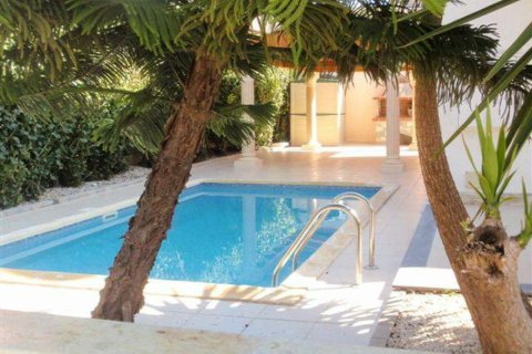 Studio Villa in Limassol, Cyprus No. 105656 9