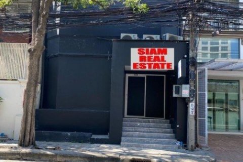 3 bedrooms Commercial property in Bangkok, Thailand No. 97154 1