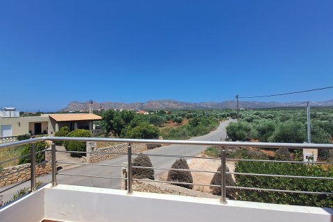 3 bedrooms Villa in Chania, Greece No. 23839 11