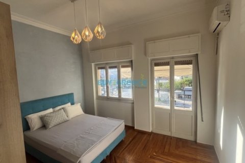 3 bedrooms Apartment in Athens, Greece No. 77086 2