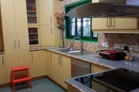 3 bedrooms Villa in Pervolia, Cyprus No. 29991 10