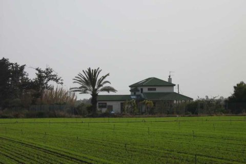 3 bedrooms Villa in Pervolia, Cyprus No. 29991 3