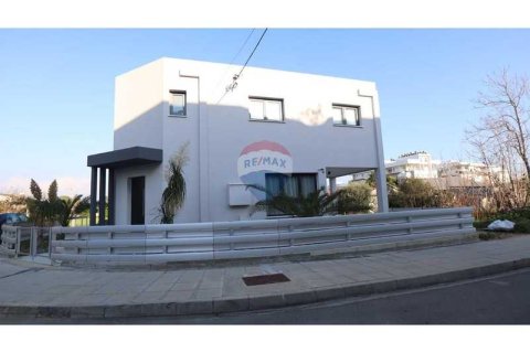 3 bedrooms House in Limassol, Cyprus No. 83267 3