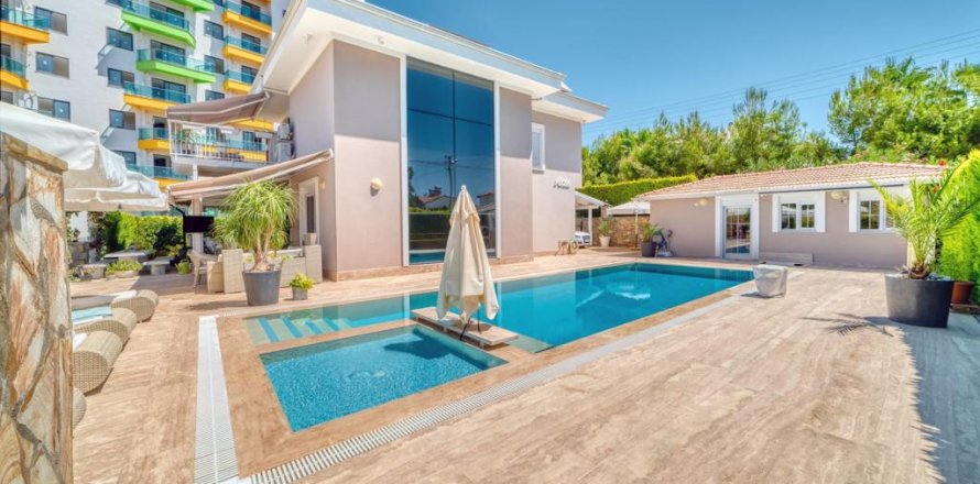 4 rooms Villa à Avsallar, Turkey No. 92513