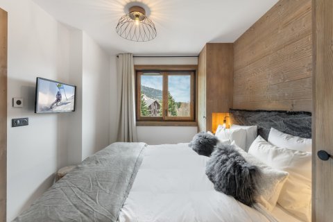 5 bedrooms Apartment in Megeve, France No. 99844 9
