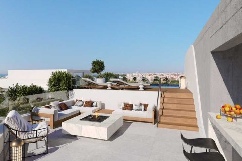 3 bedrooms Apartment in Limassol, Cyprus No. 101869 3
