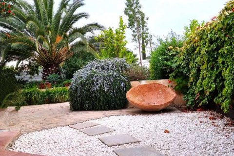 4 bedrooms House in Aglantzia, Cyprus No. 62716 1