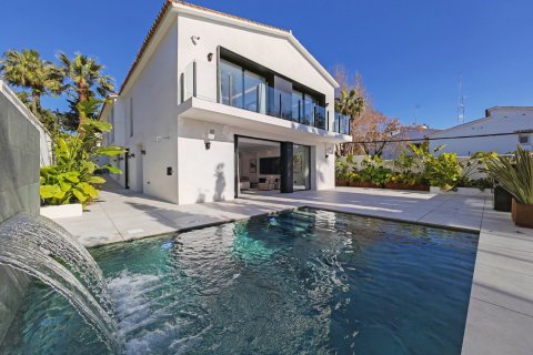 5 bedrooms Villa in Thuan Nam, Vietnam No. 27317 1