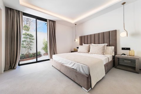 5 bedrooms Villa in Thuan Nam, Vietnam No. 27317 7