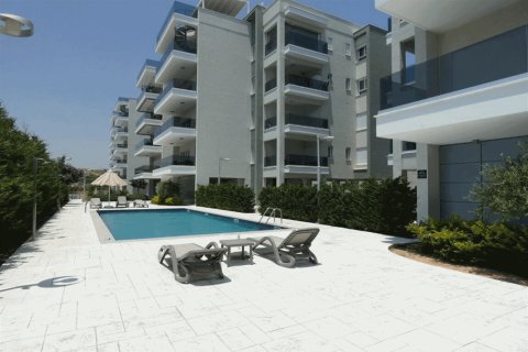 3 bedrooms Apartment in Limassol, Cyprus No. 106111
