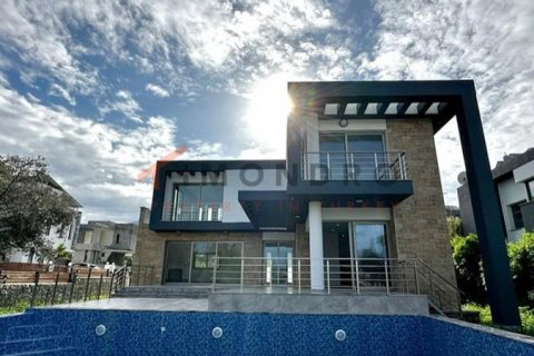 3 bedrooms Villa in Thanh Phu Dong, Vietnam No. 115528 1