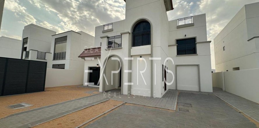 4 bedrooms Villa in Al Shamkha, UAE No. 129565