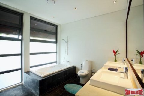 5 bedrooms Villa in Bang Tao, Thailand No. 95997 16