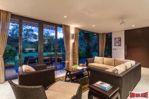 5 bedrooms Villa in Bang Tao, Thailand No. 95997 10
