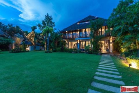 5 bedrooms Villa in Bang Tao, Thailand No. 95997 3
