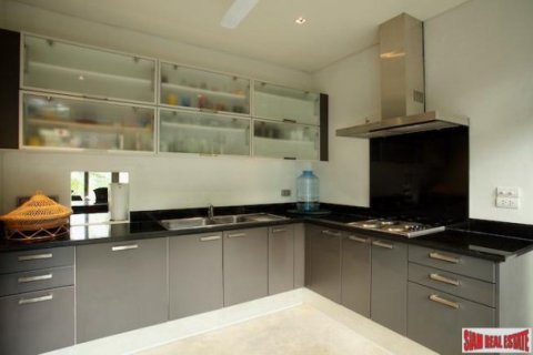 5 bedrooms Villa in Bang Tao, Thailand No. 95997 13
