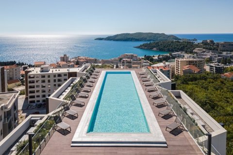 1 bedroom Apartment in Budva, Montenegro No. 104773 1