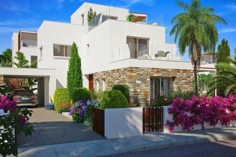 4 bedrooms House in Paphos, Cyprus No. 37334 4
