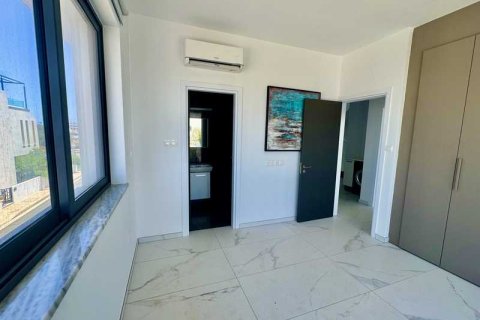 3 bedrooms House in Pernera, Cyprus No. 100498 13