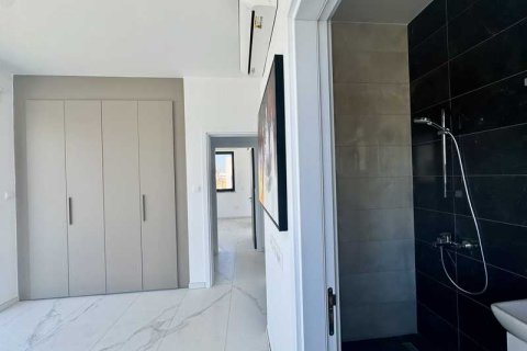 3 bedrooms House in Pernera, Cyprus No. 100498 10