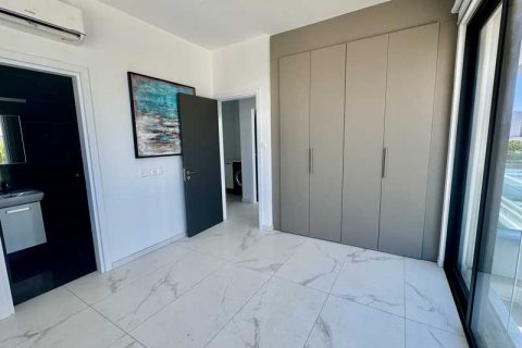 3 bedrooms House in Pernera, Cyprus No. 100498 15