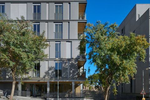 3 dormitorios Apartment en Barcelona, Spain No. 25943