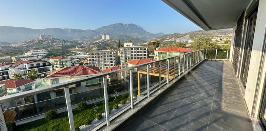 7 rooms Villa in Kargicak, Turkey No. 20853