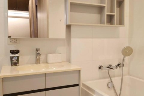 1 bedroom Apartment in Bangkok, Thailand No. 97142 9