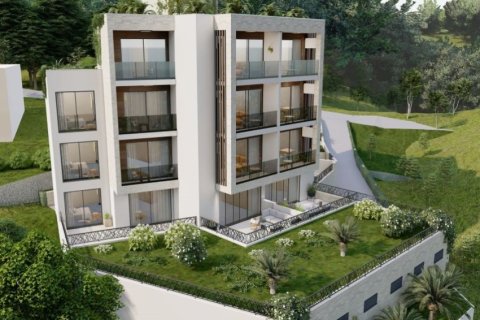 2 bedrooms Apartment in Tivat, Montenegro No. 66731 3