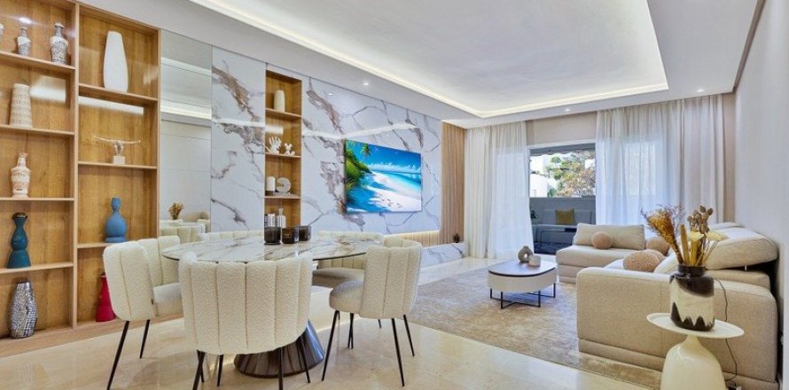 2 bedrooms Apartment in Marbella, Spain No. 92356