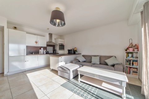 Квартира с 2 спальнями в Рокебрюн-Кап-Марта, Франция №68931 6