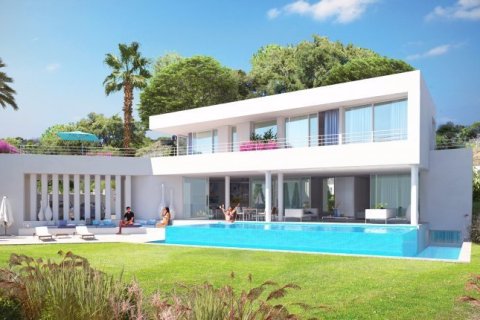 3 bedrooms House in Malaga, Spain No. 26500